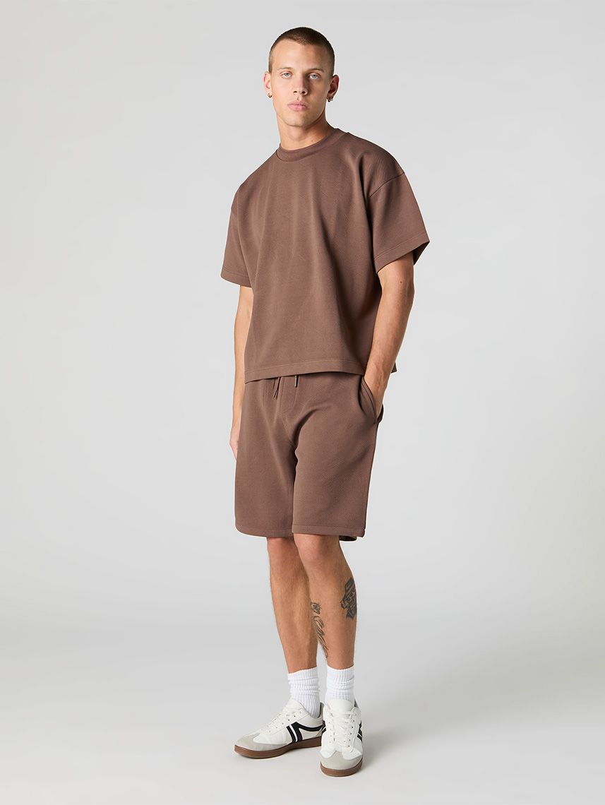 מכנסי טקסטורה קצרים