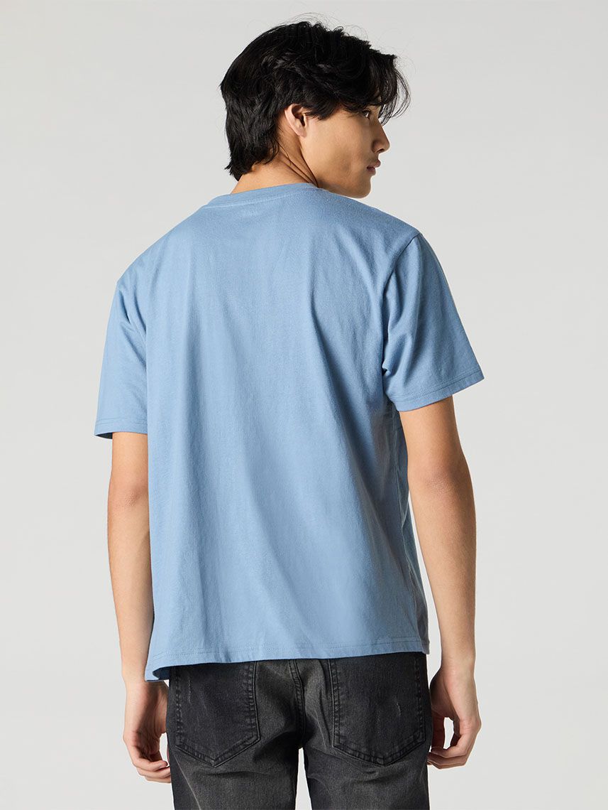 טי-שירט כפתורים