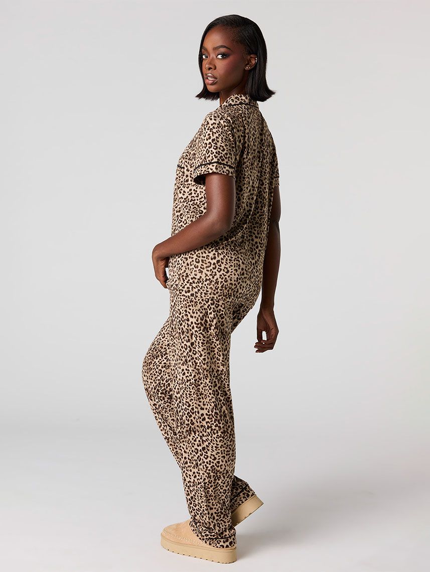 סט פיג’מה מכופתרת