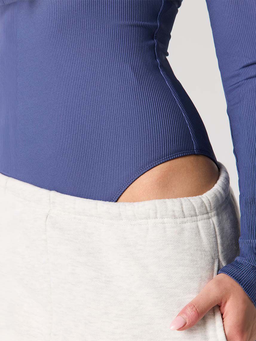 בגד גוף אלסטי ארוך