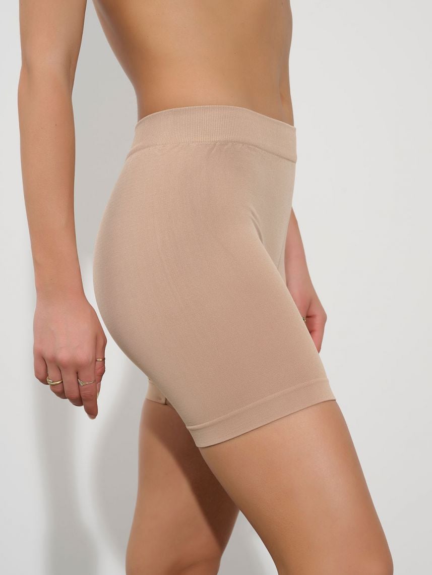 מכנסונים קצרים