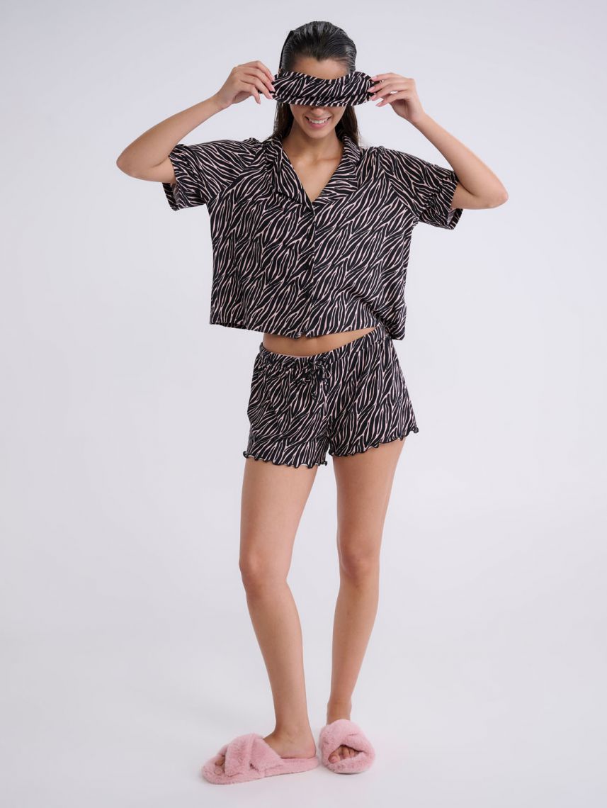 סט פיג’מה מכופתרת קצרה
