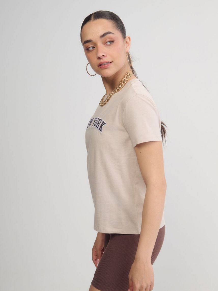 טי-שירט בוקסי