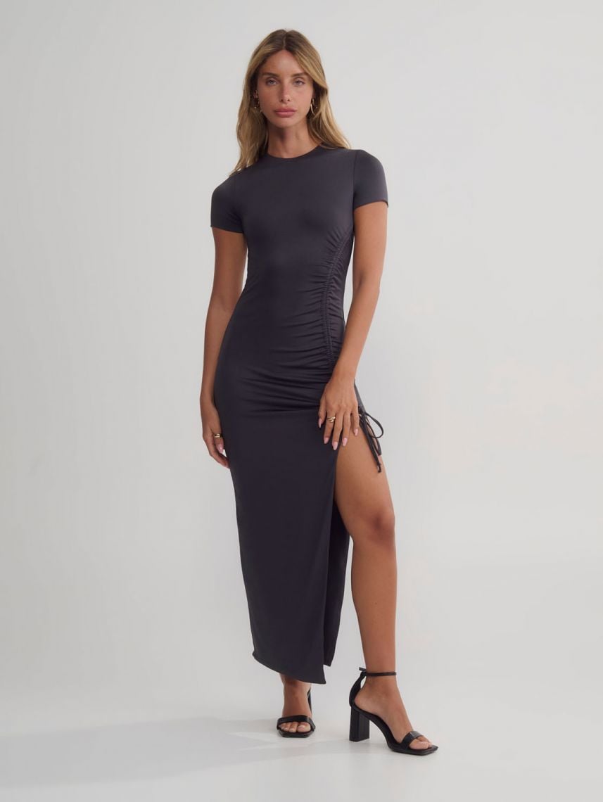 שמלת מקסי עם שסע