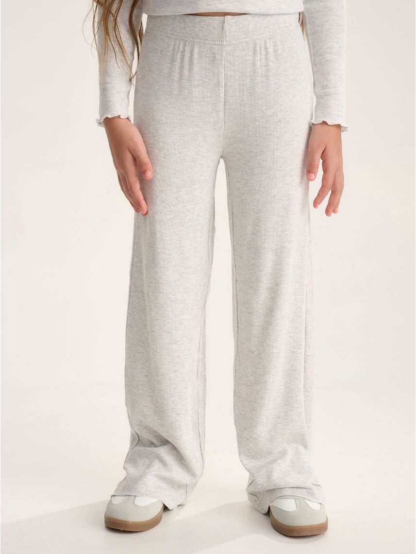 מכנסיים רחבים