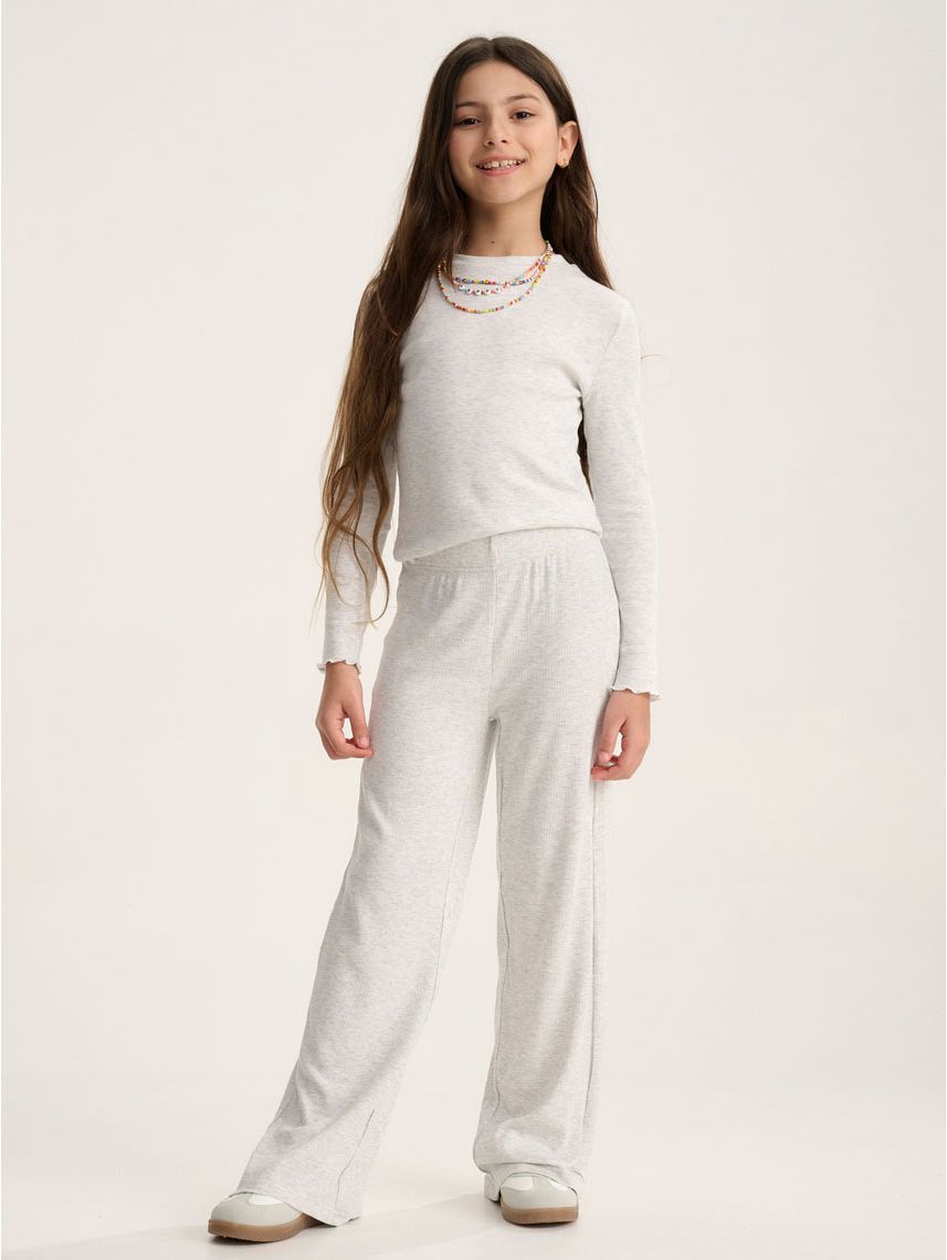 מכנסיים רחבים