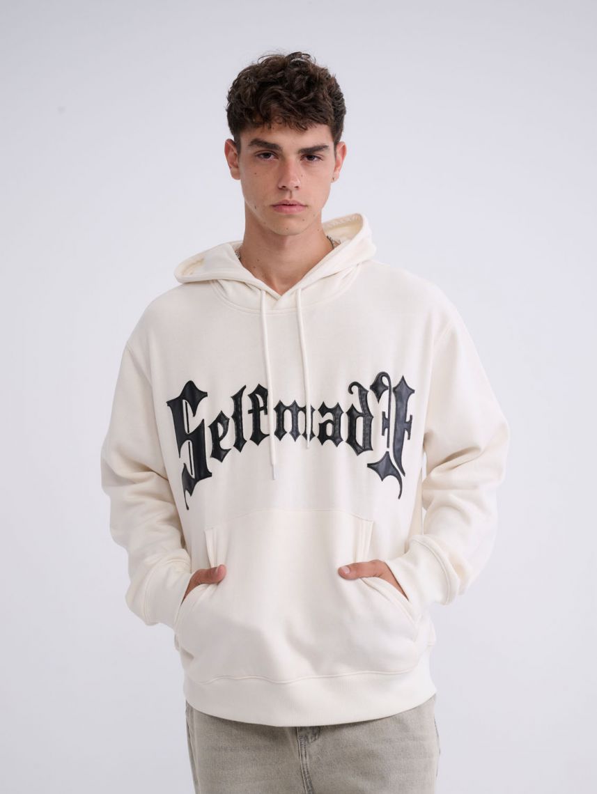 קפוצ’ון עם כיתוב