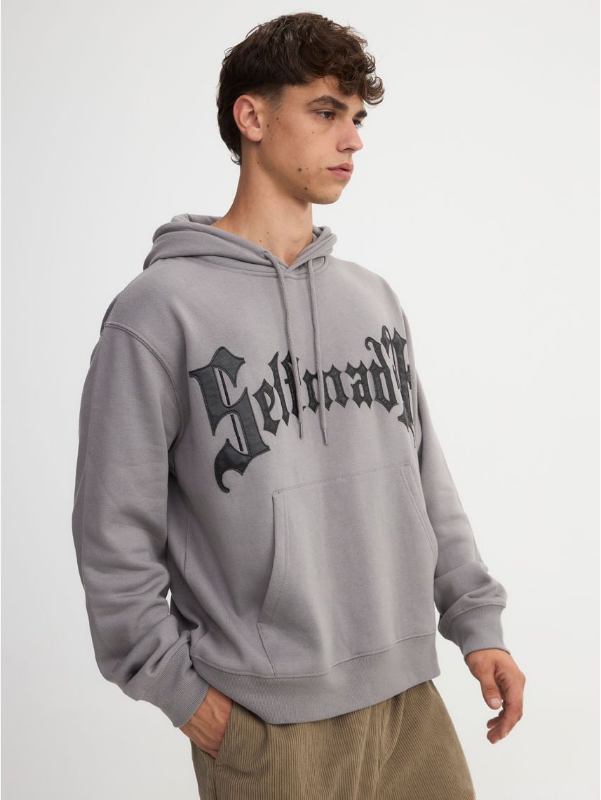 קפוצ’ון עם כיתוב