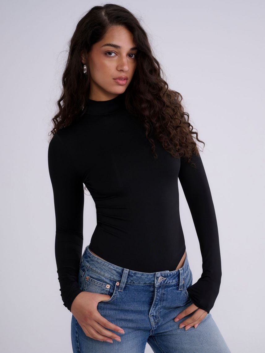 בגד גוף צווארון גבוהה