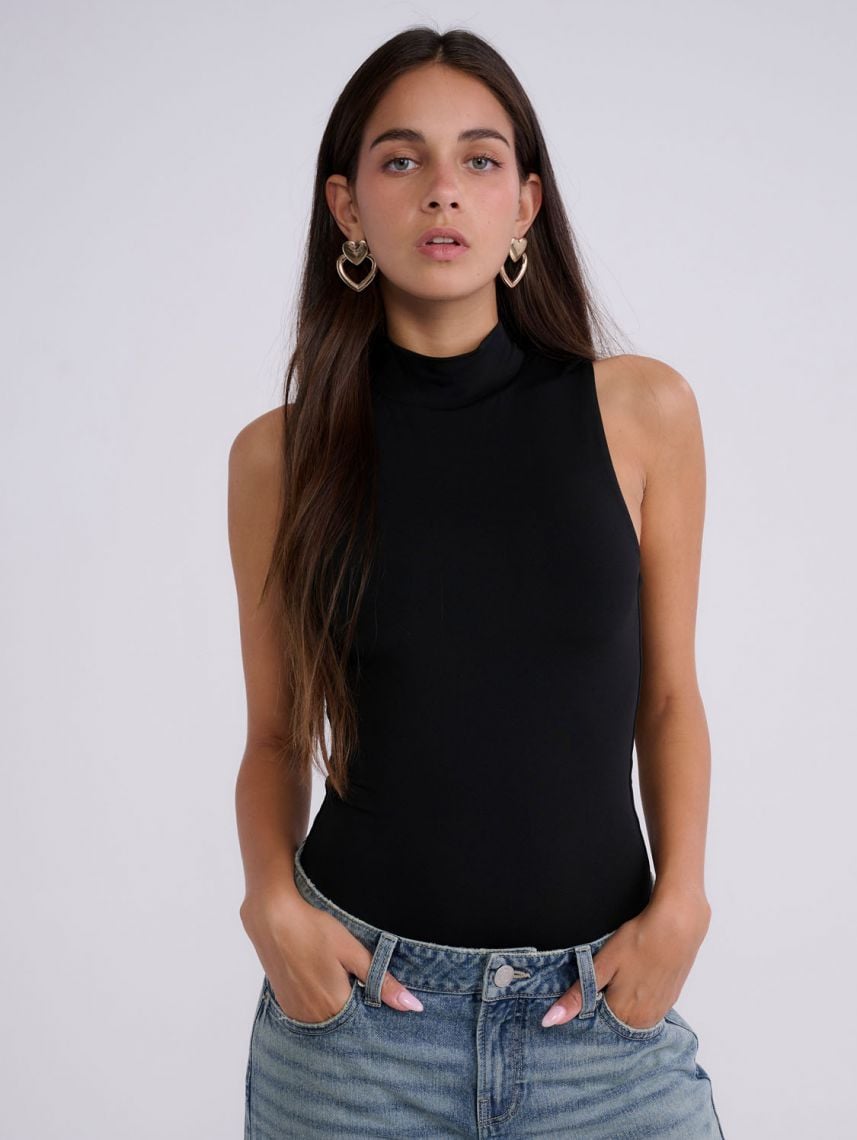 בגד גוף צווארון גבוה