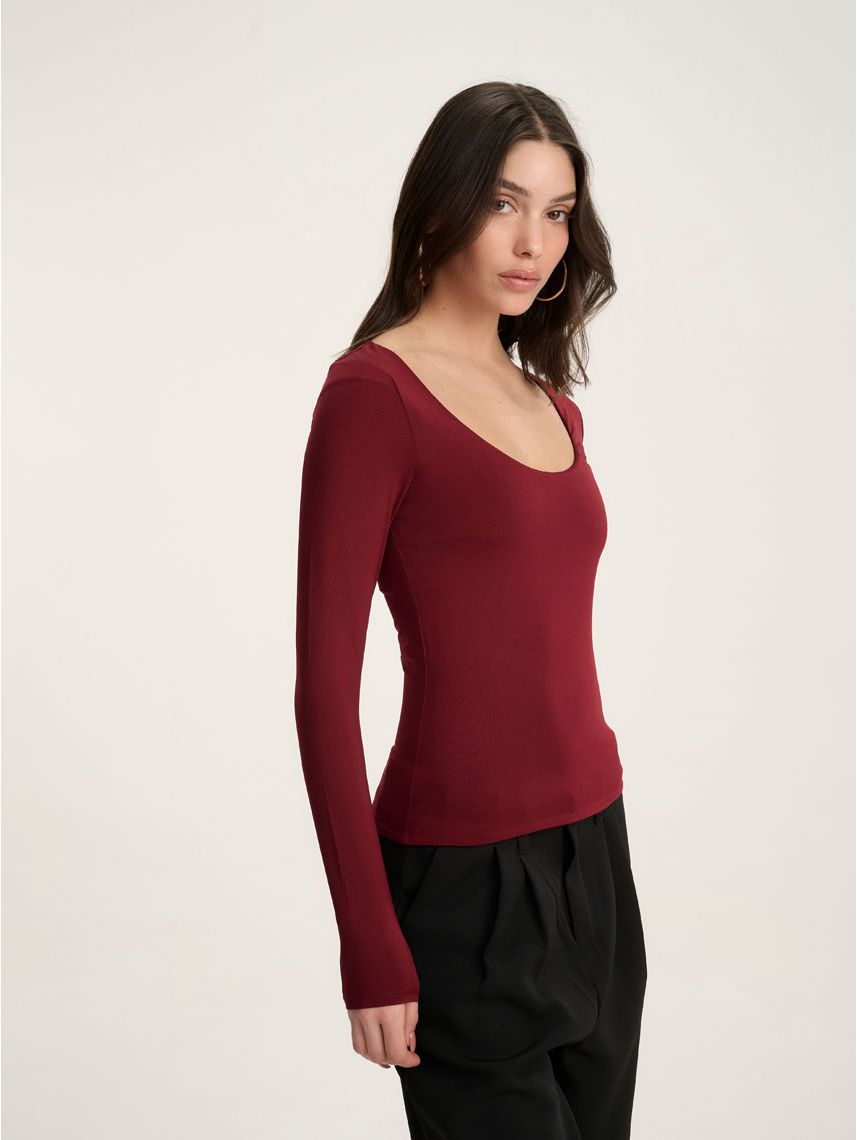 טי-שירט U ארוכה