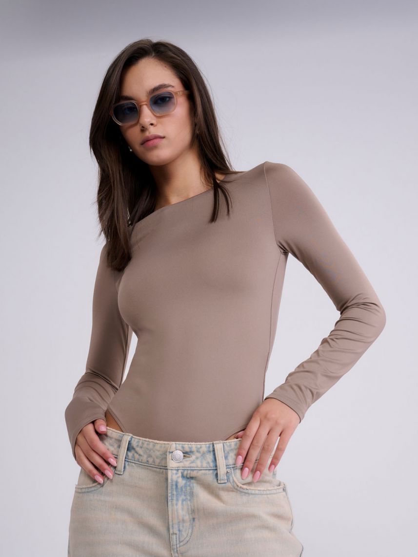 בגד גוף מפתח עגול