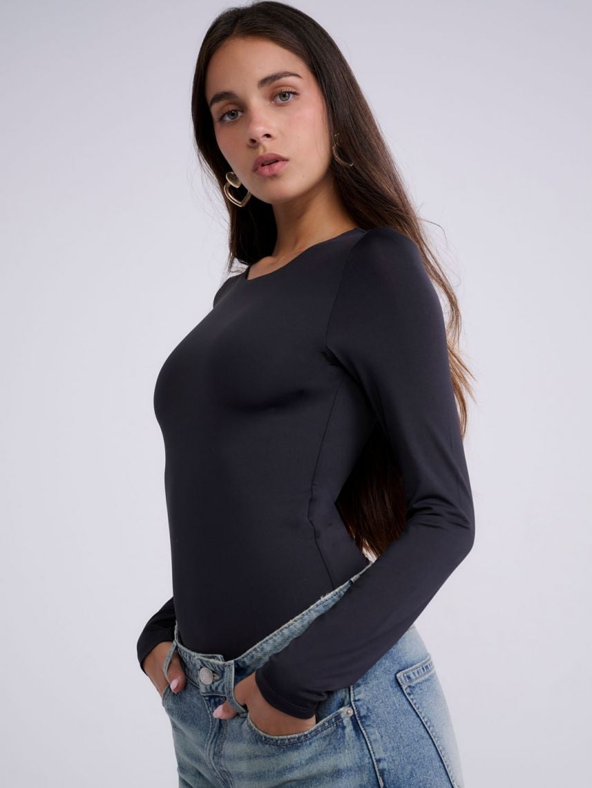 בגד גוף מפתח עגול