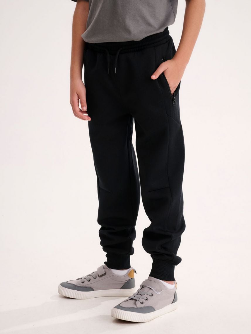 מכנסי אקטיב ג’וגר