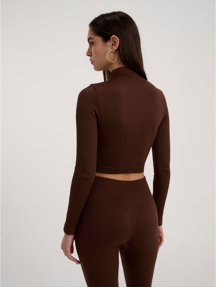 ג’קט אקטיב קרופ