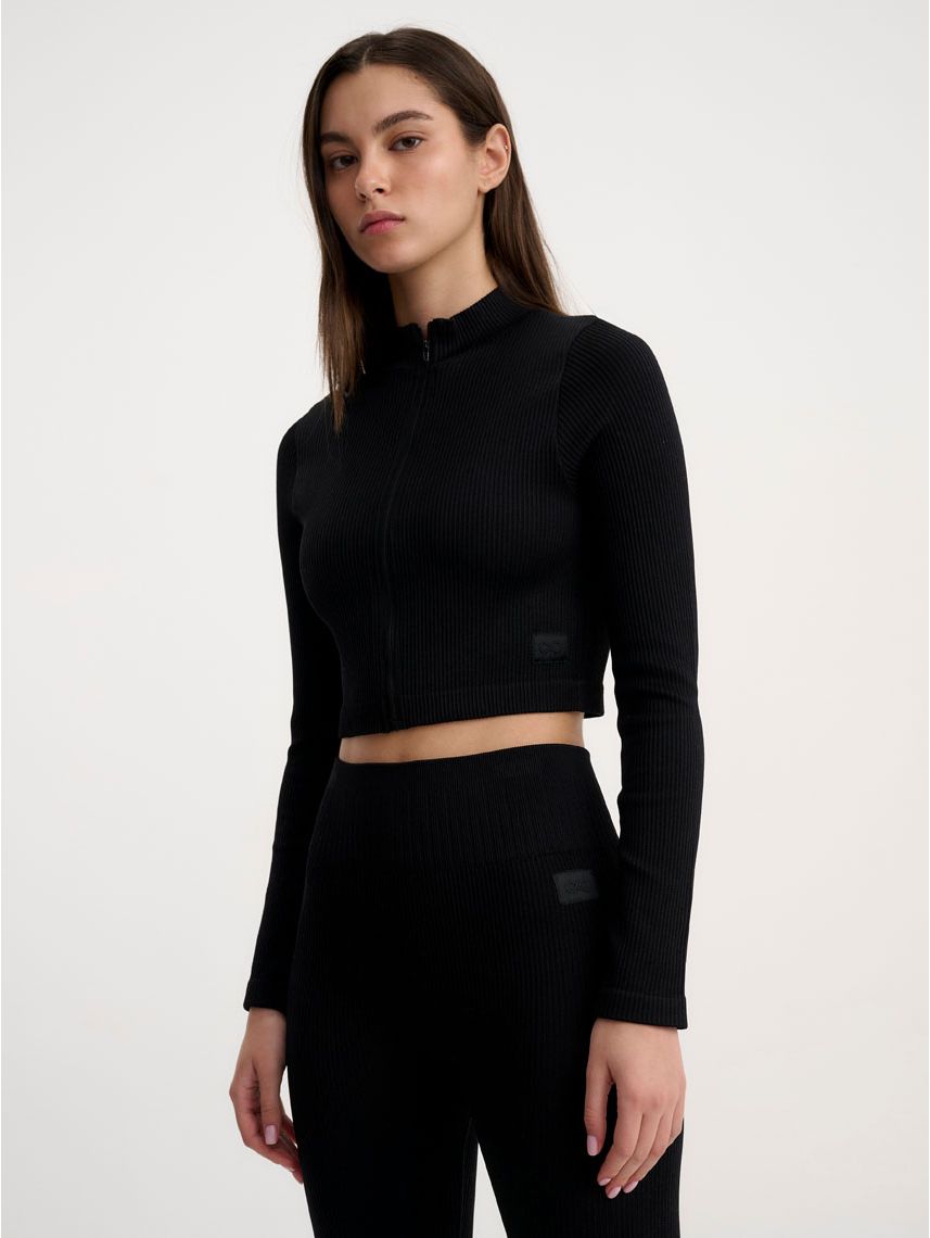 ג’קט אקטיב קרופ