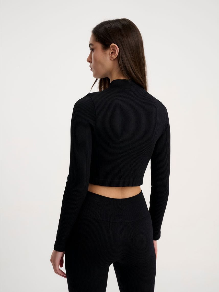 ג’קט אקטיב קרופ