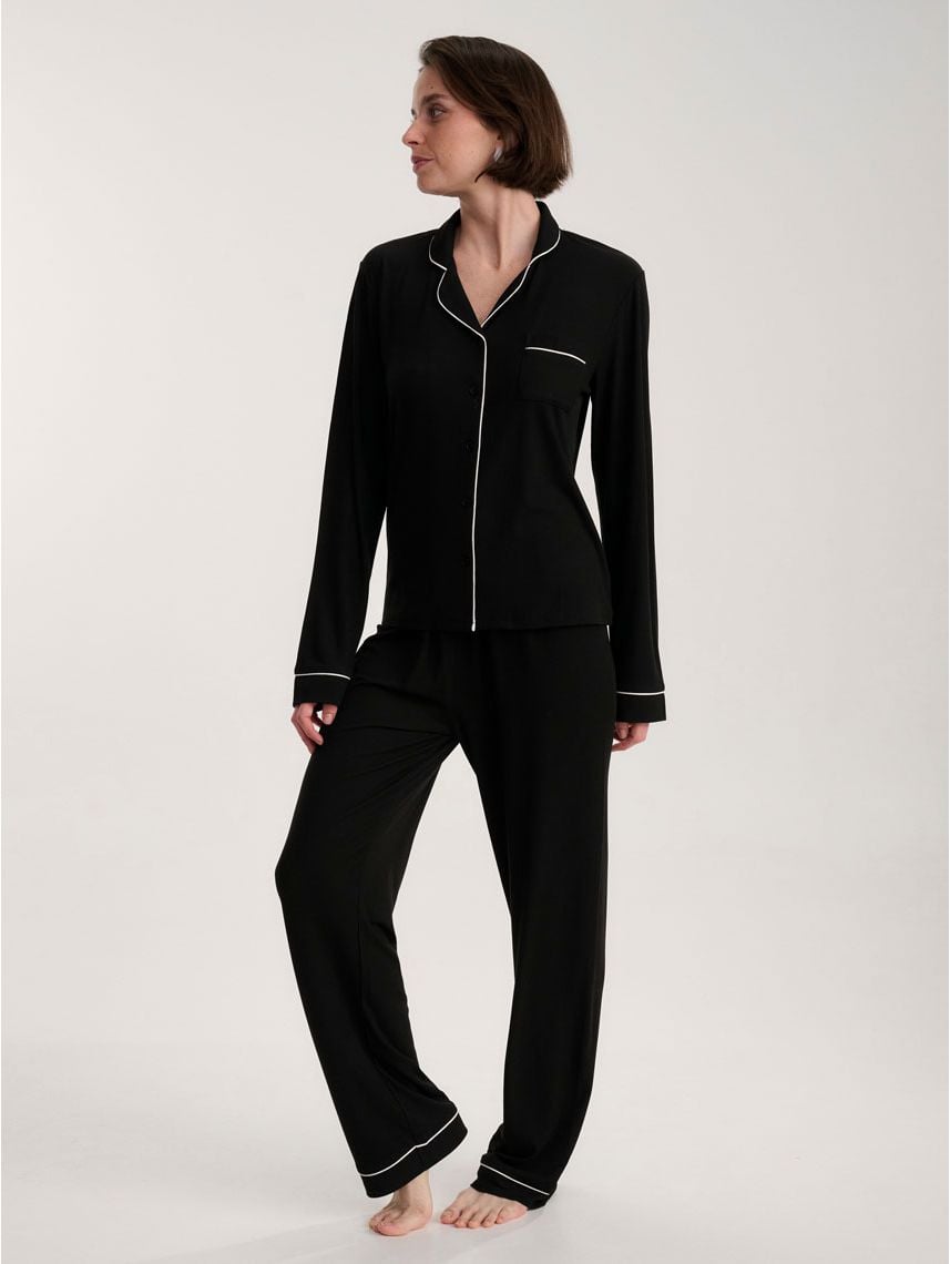 סט פיג’מה מכופתרת ארוכה