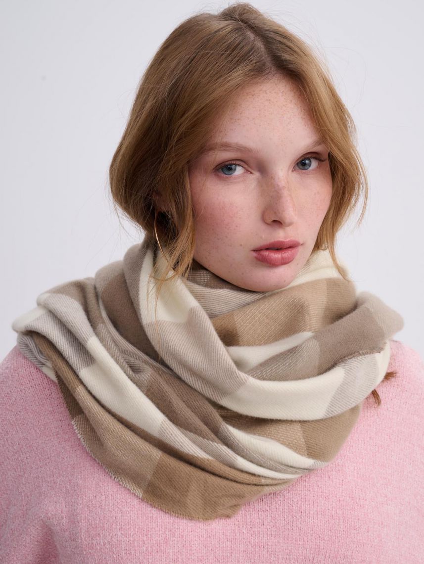 צעיף פרנזים משובץ