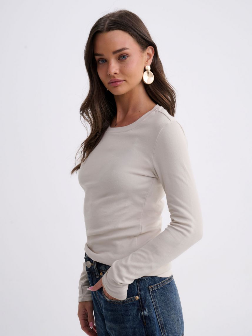 חולצה ארוכה