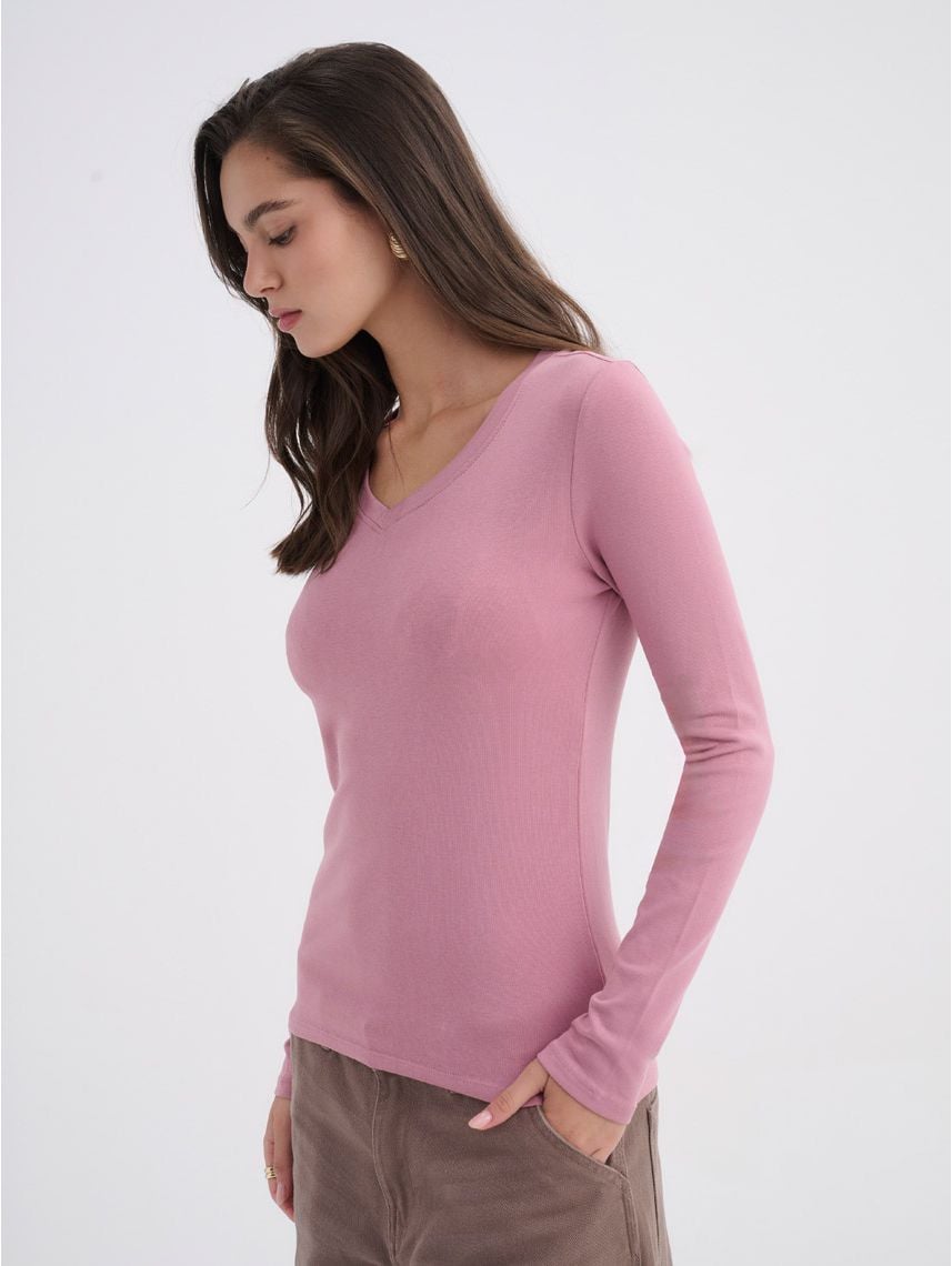 חולצה וי ארוכה