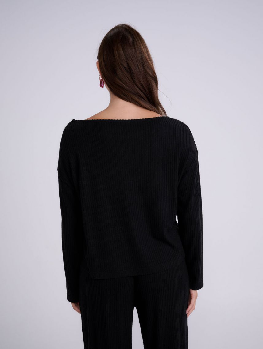 חולצת האצ’י ריב