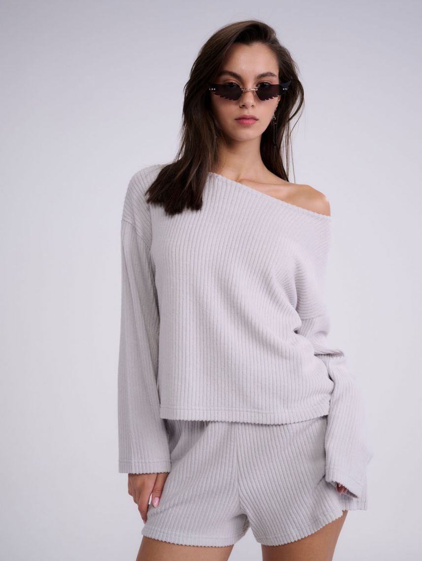 חולצת האצ’י ריב