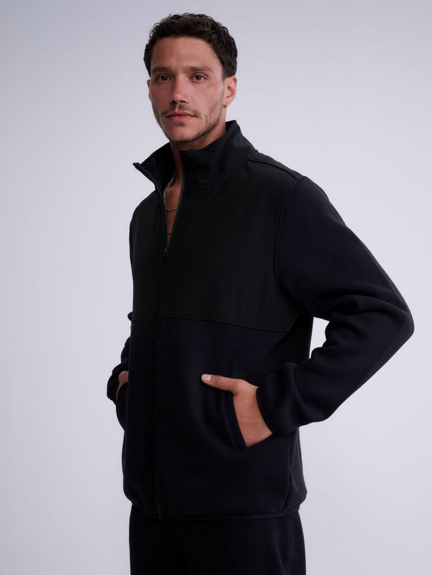 ג’קט אקטיב