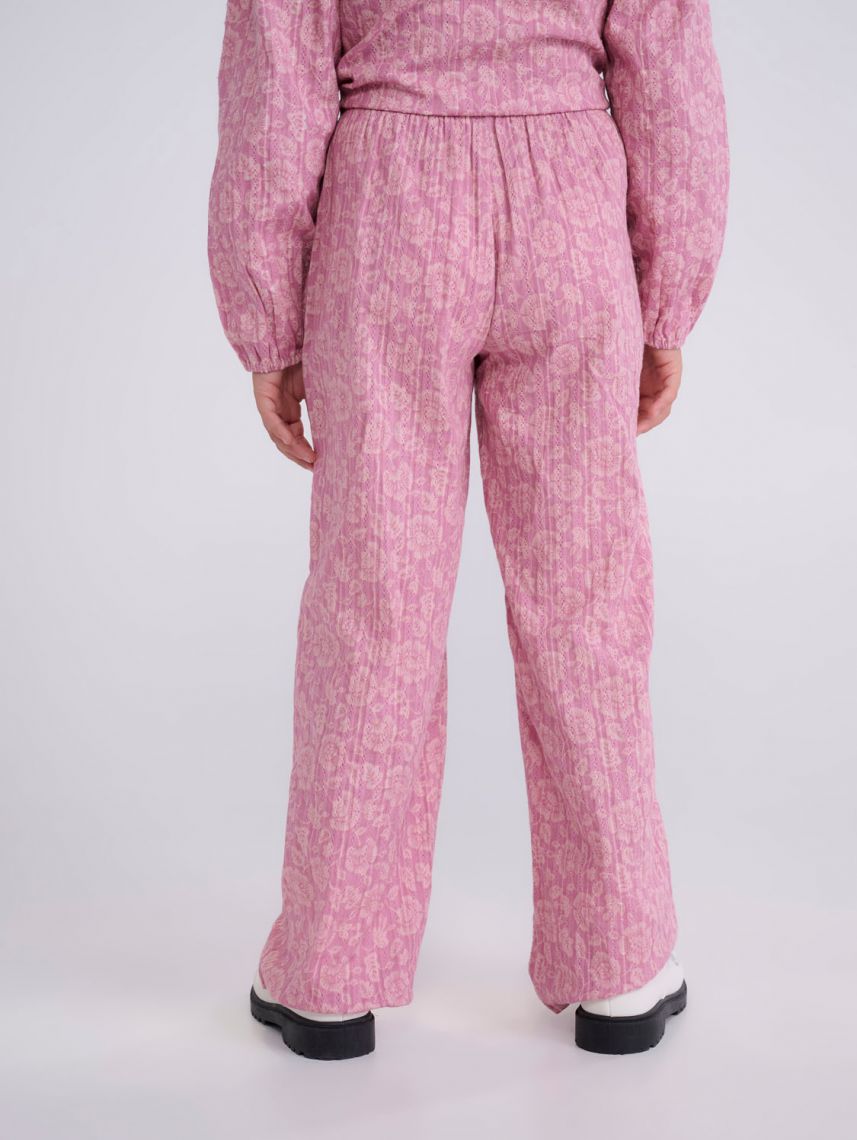 מכנסיים ארוכים במראה פשתן