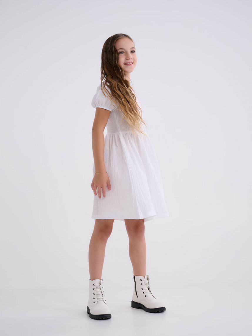 שמלה עם שרוולים תפוחים