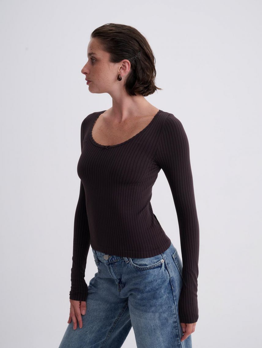 חולצה ארוכה