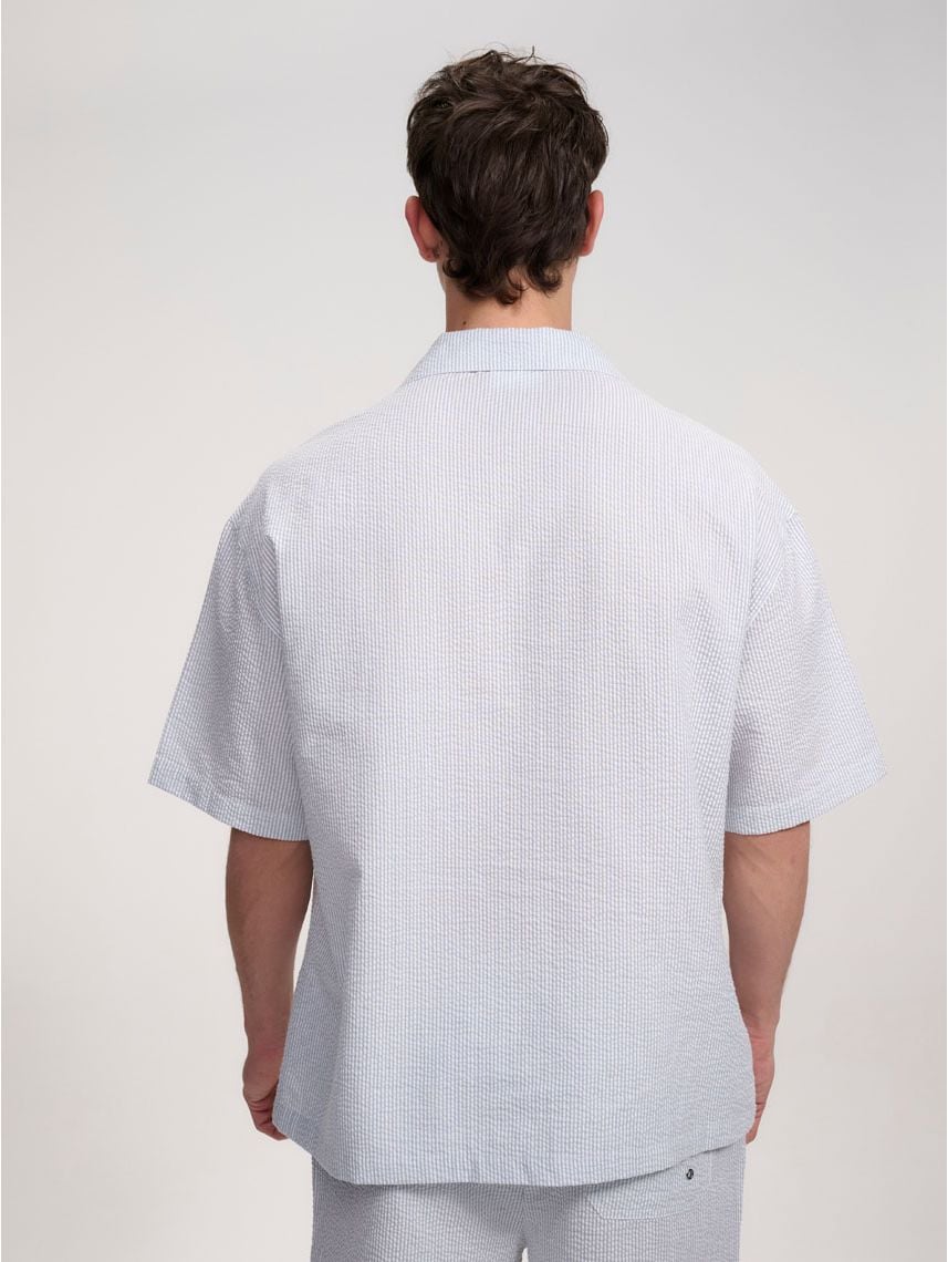 חולצת פסים מכופתרת