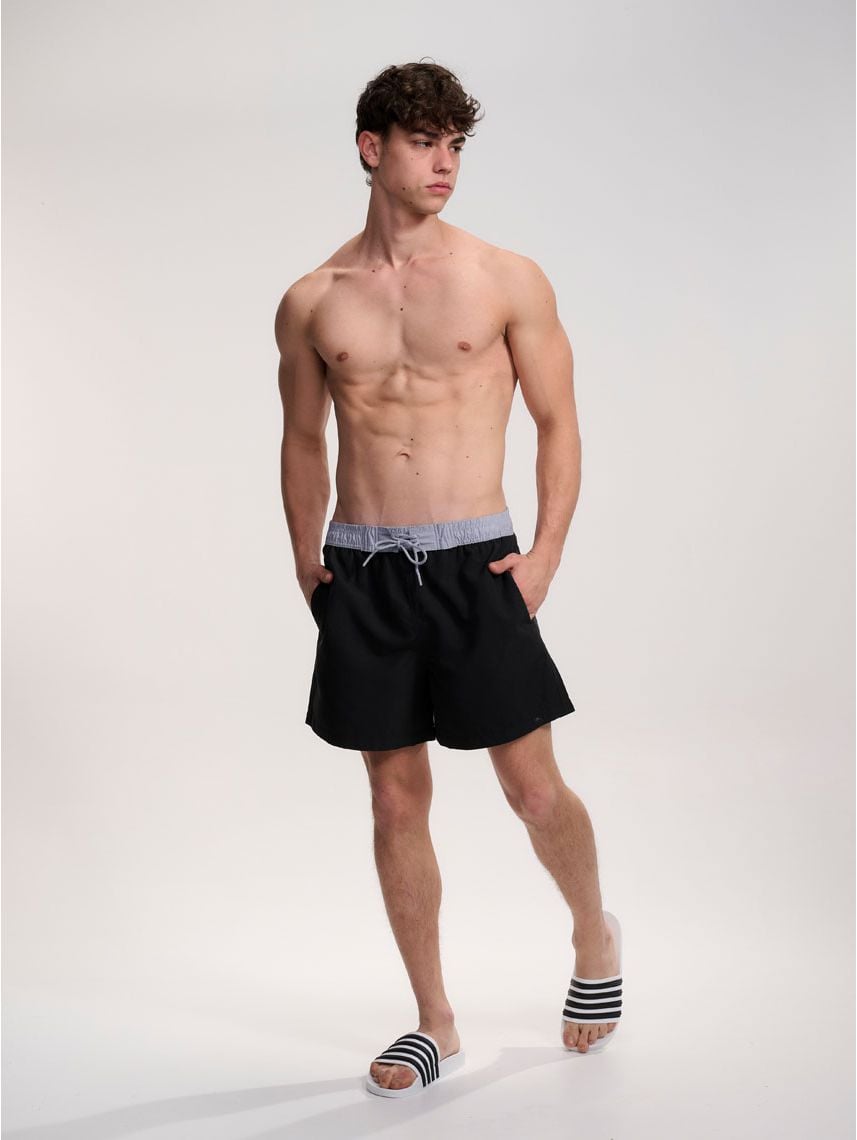 מכנסי בגד ים