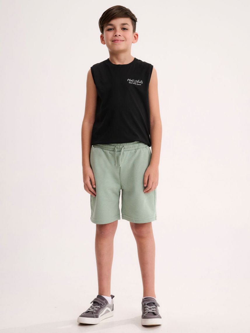 מכנסיים קצרים