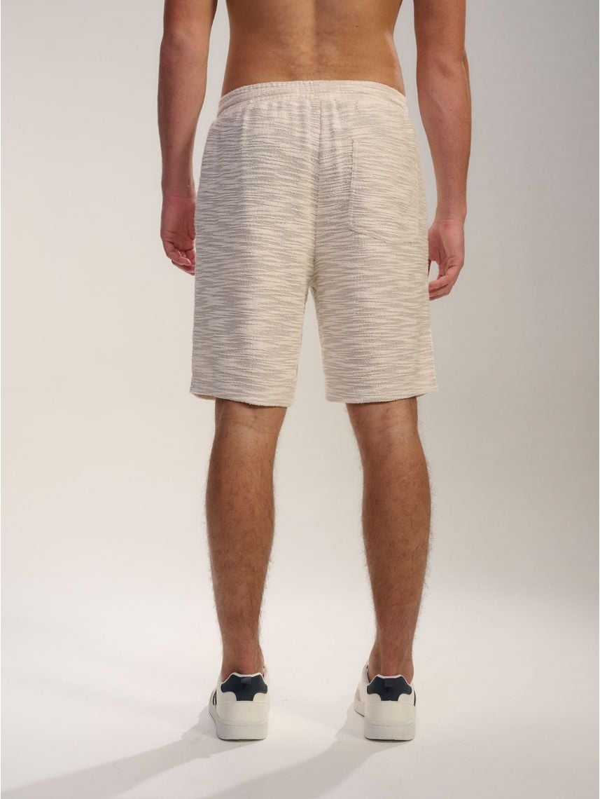 מכנסי טקסטורה קצרים