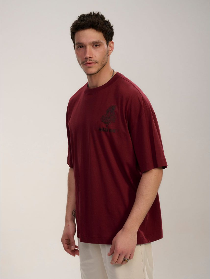 טי-שירט קצרה