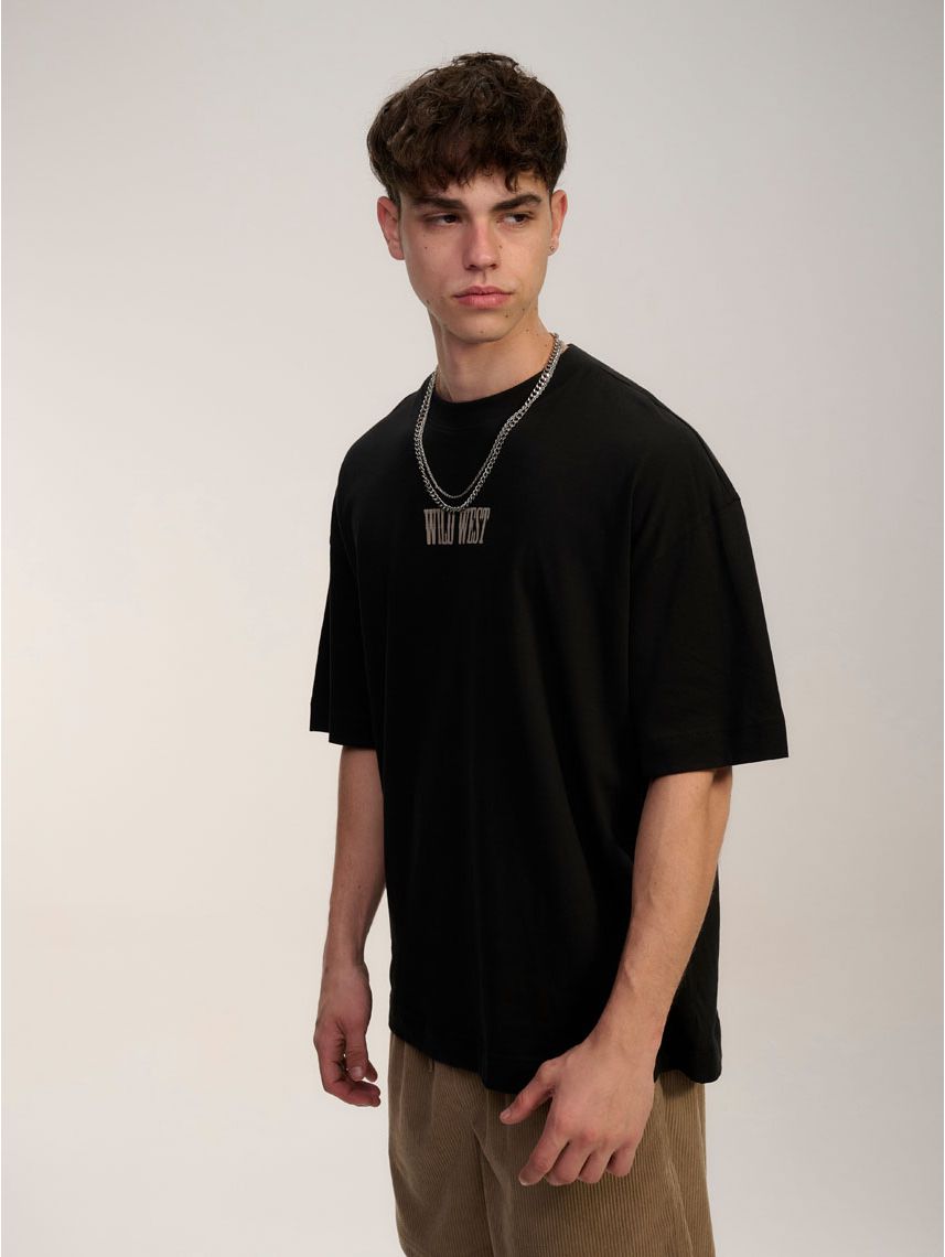 טי-שירט קצרה