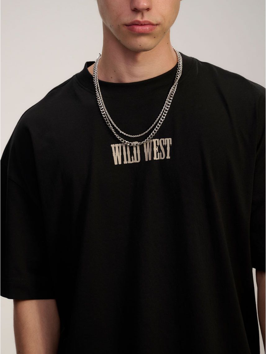 טי-שירט קצרה