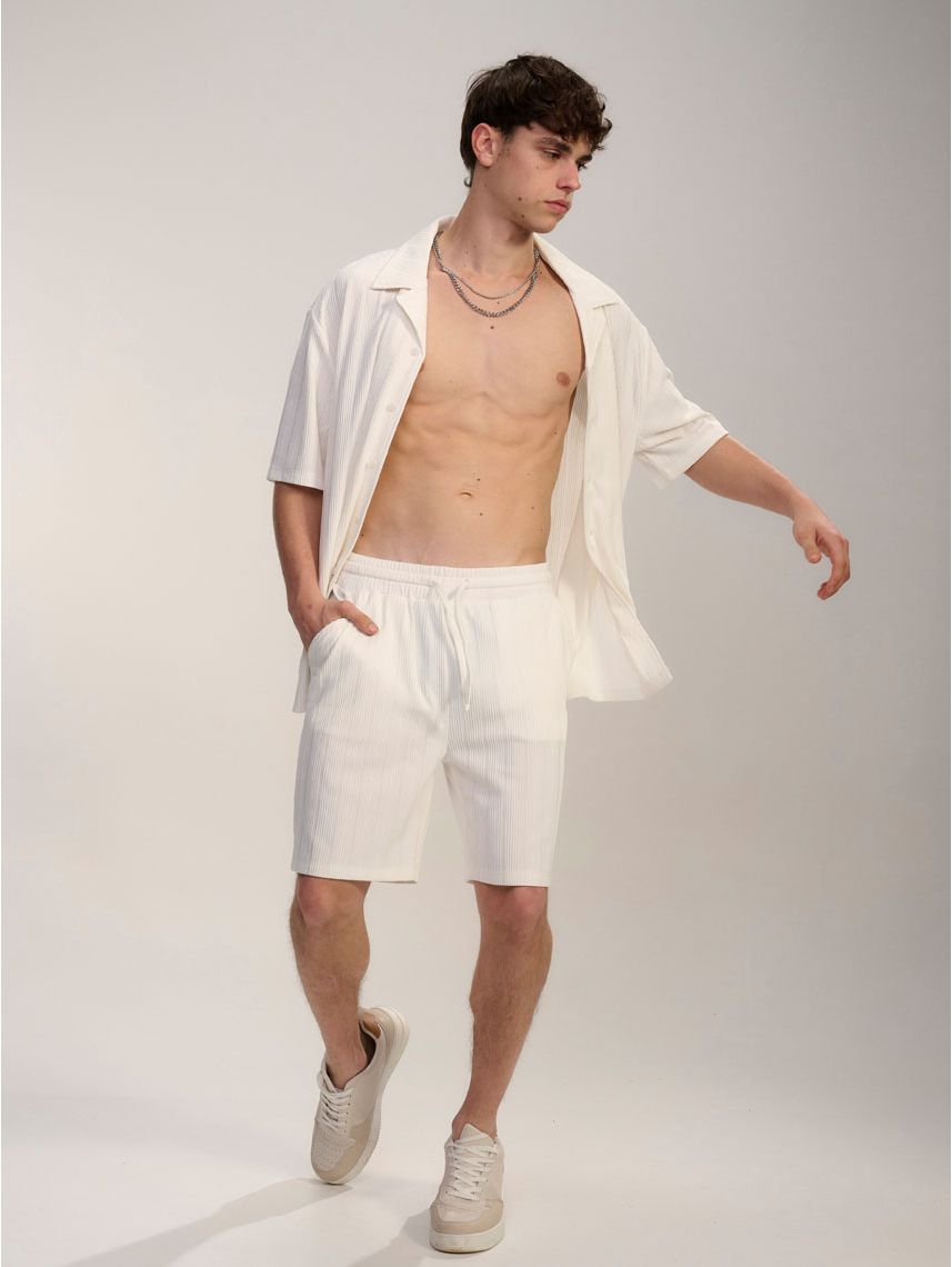 מכנסי טקסטורה קצרים