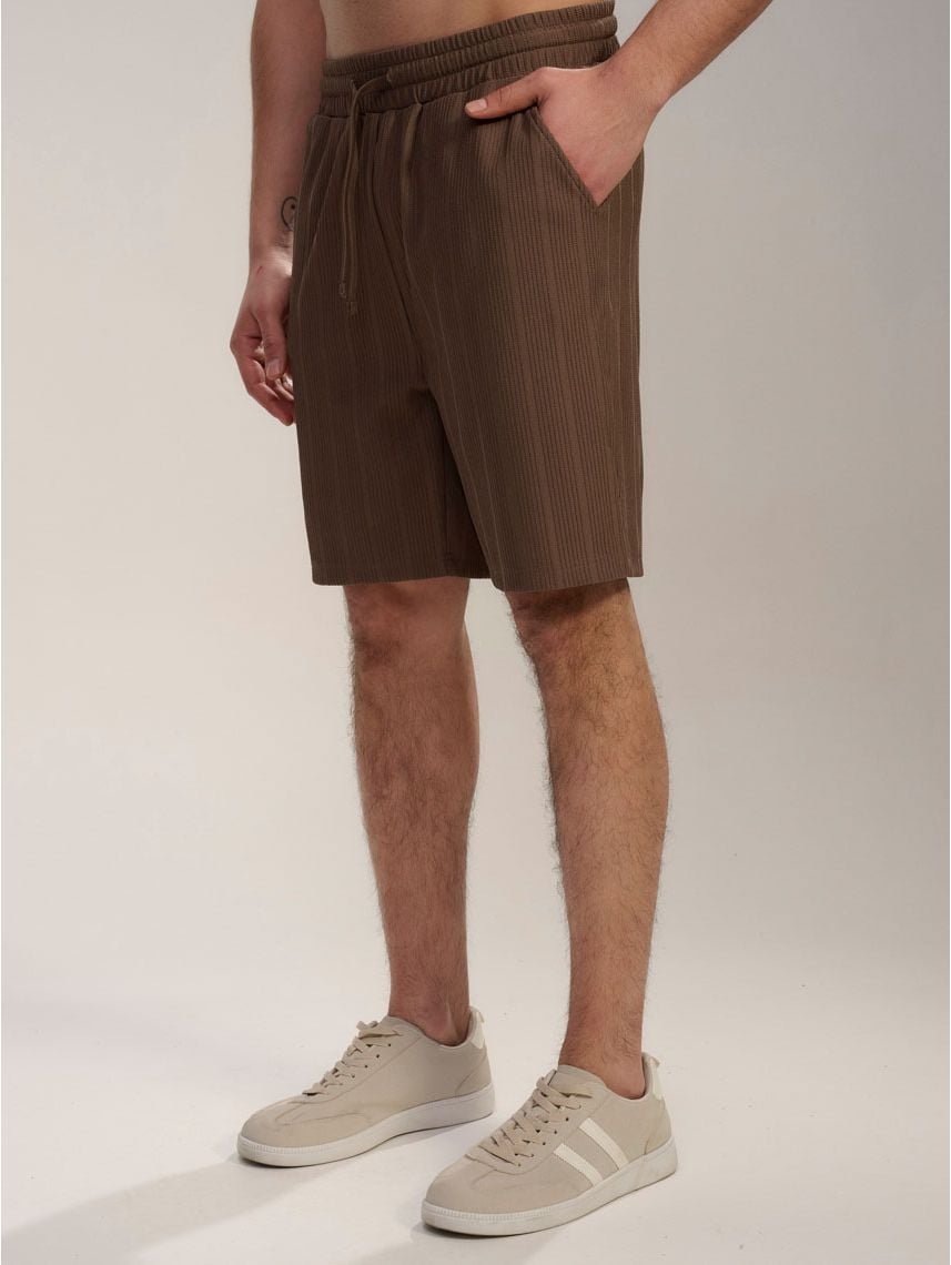 מכנסי טקסטורה קצרים