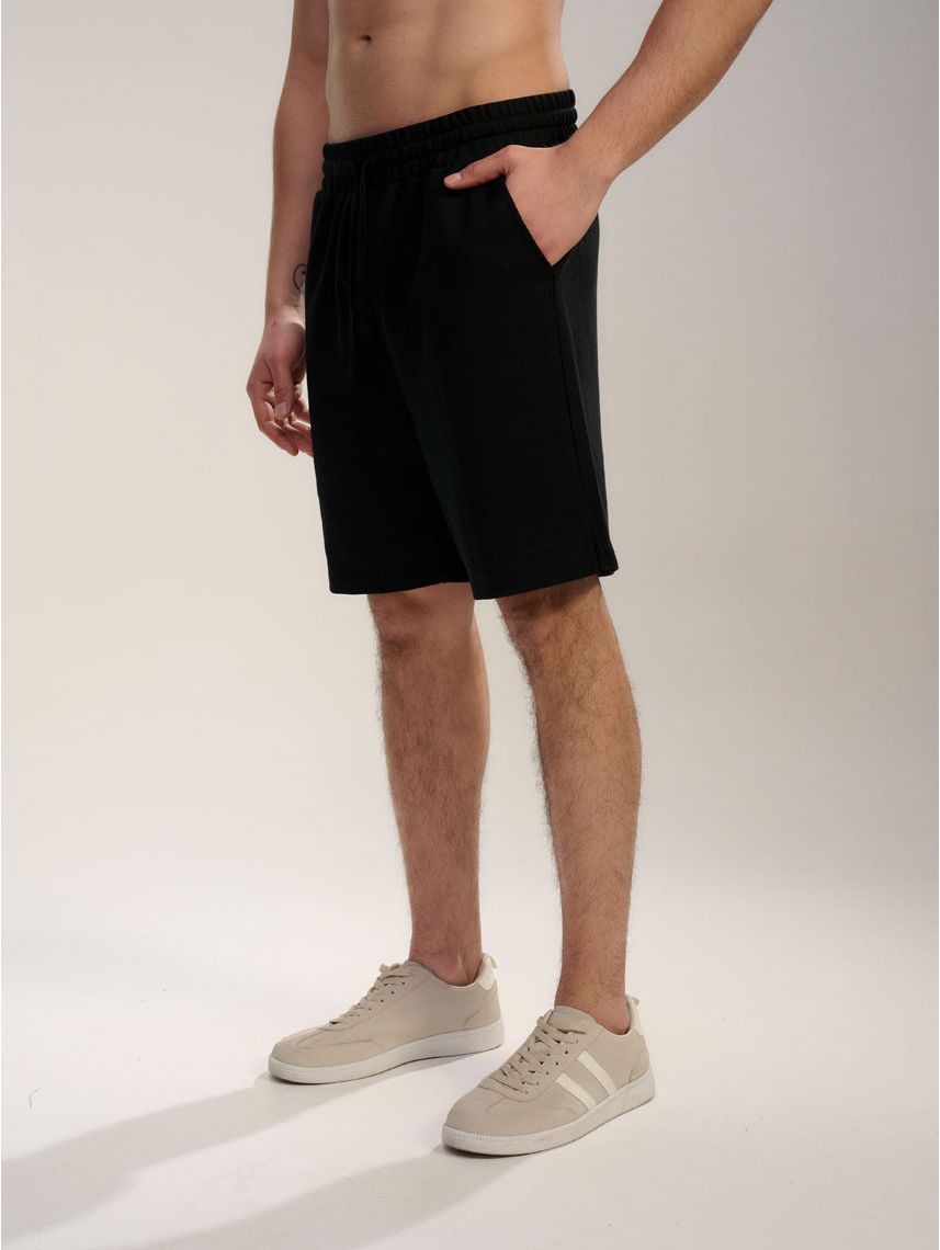 מכנסי טקסטורה קצרים