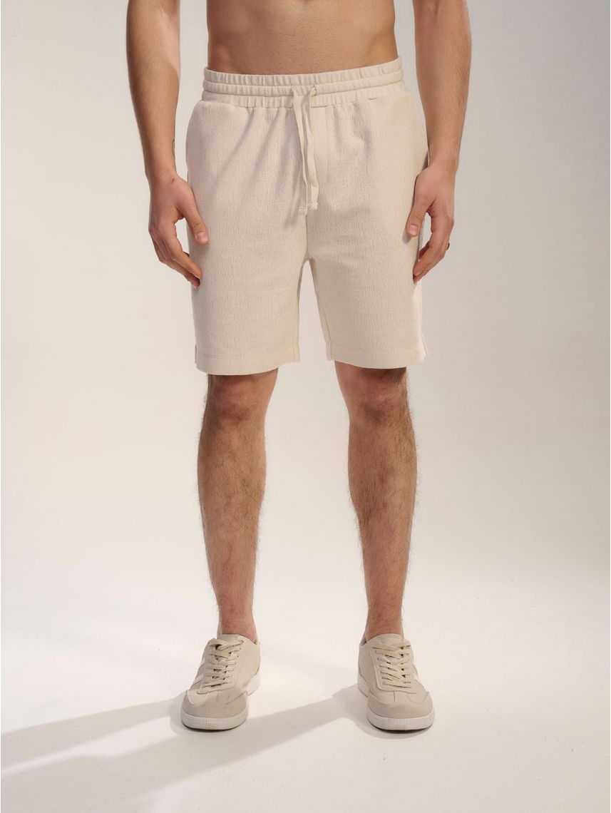 מכנסי טקסטורה קצרים