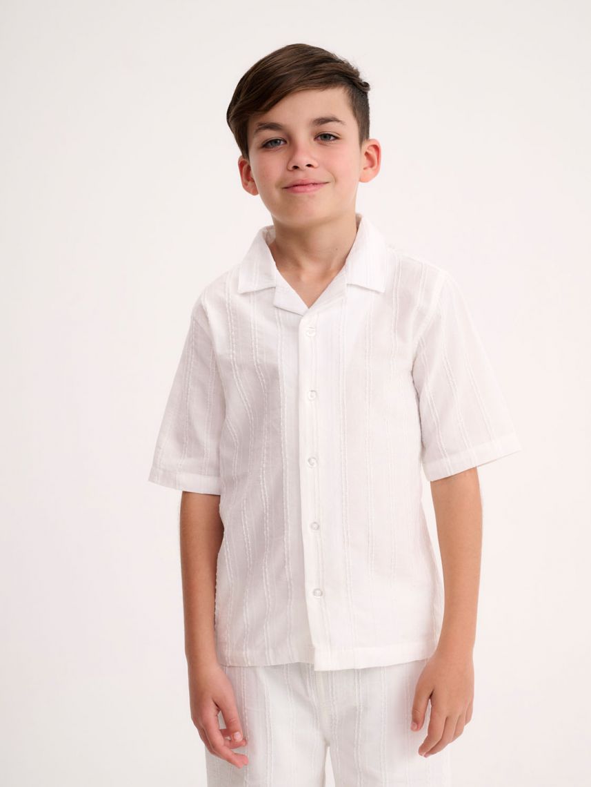 חולצה מכופתרת קצרה