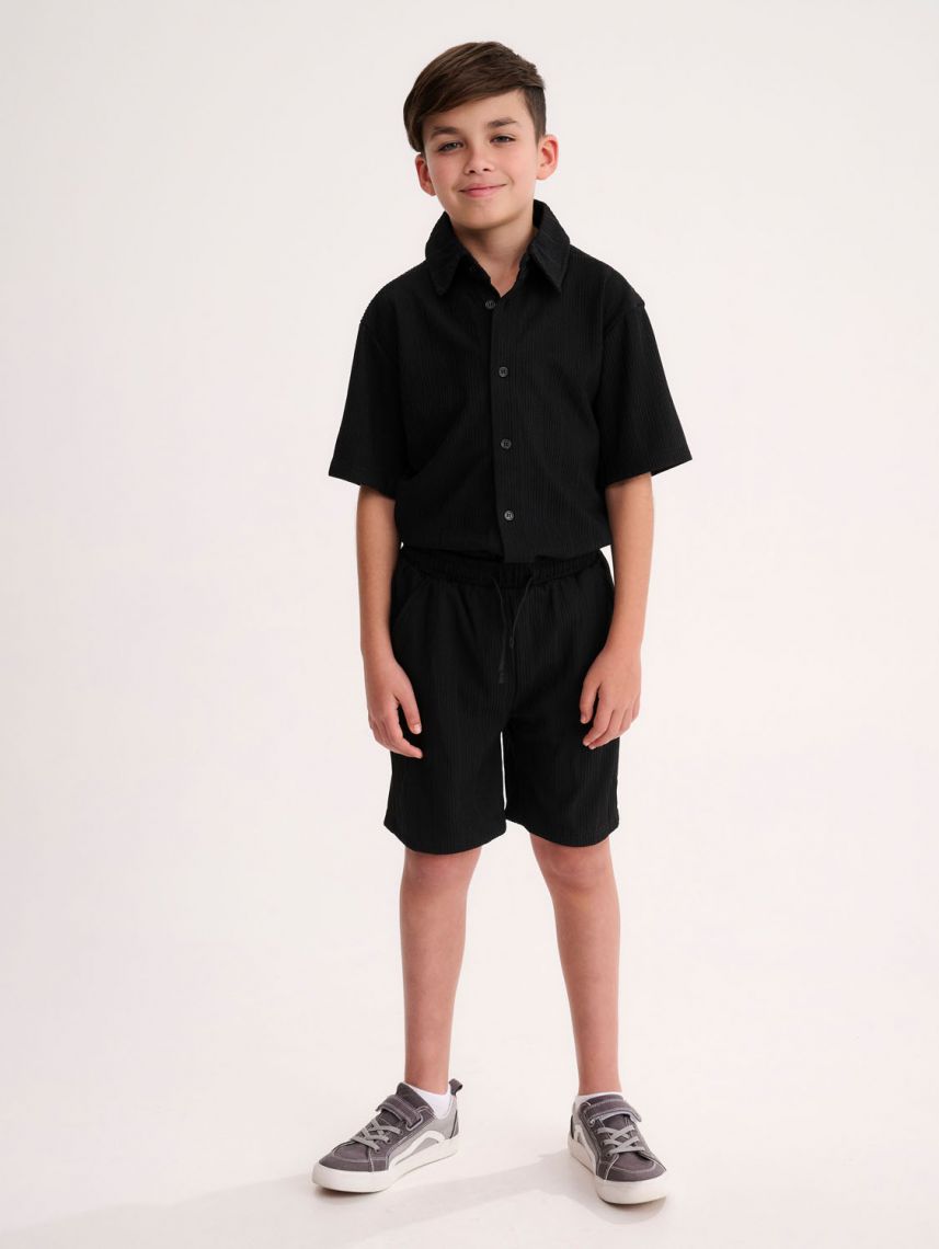 מכנסיים קצרים