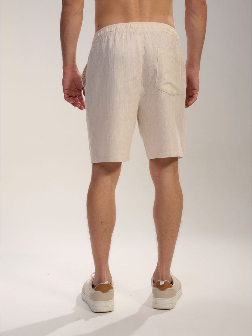 מכנסי טקסטורה קצרים