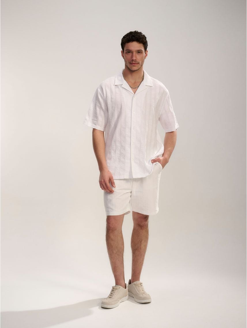 חולצה מכופתרת טקסטורה קצרה