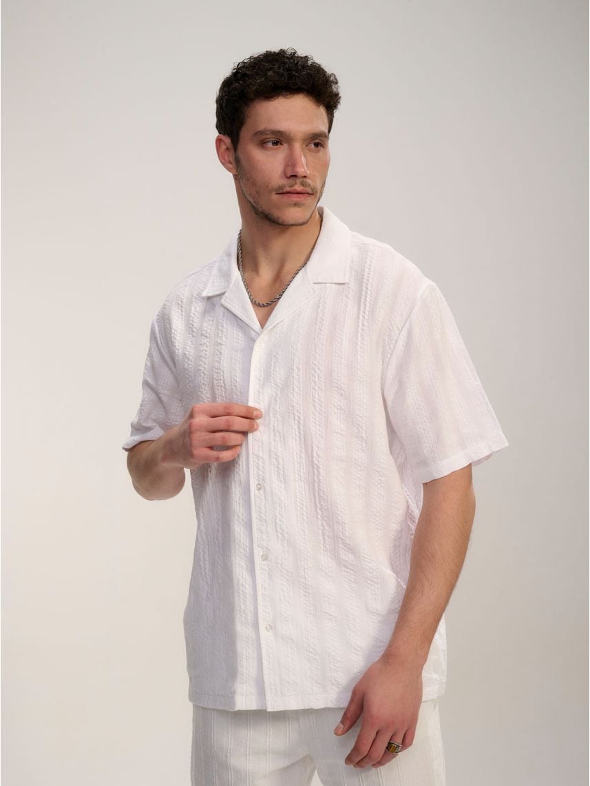 חולצה מכופתרת טקסטורה קצרה