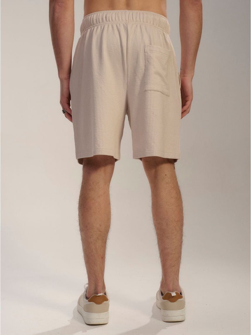 מכנסי טקסטורה קצרים