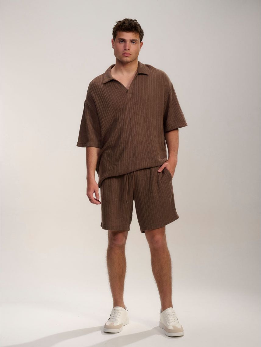 מכנסי טקסטורה קצרים