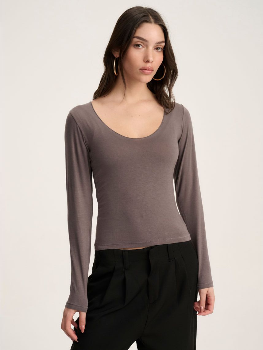 חולצת בייסיק ארוכה